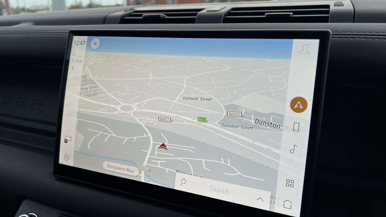 Land Rover Defender 3.0 D350 X-Dynamic SE 110 5dr Auto Diesel Estate